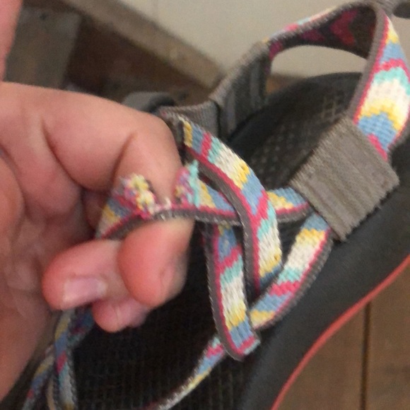 Little girls size 13 Chaco’s - Picture 8 of 8